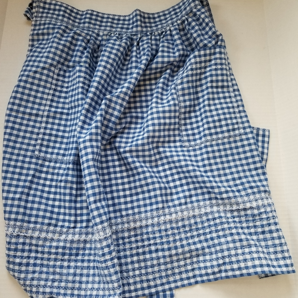 Vintage handmade apron gingham blue